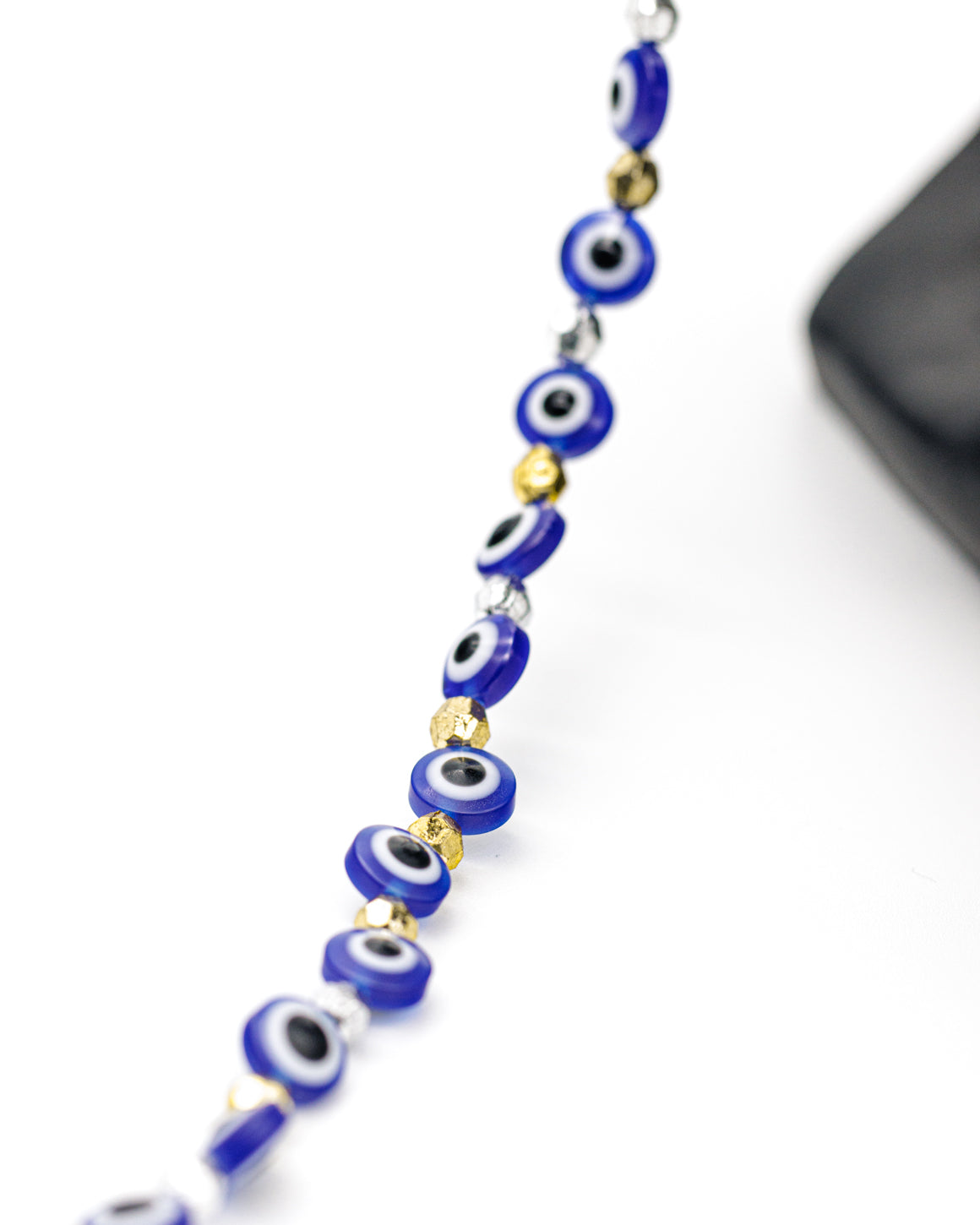 Elegant Luxurious Blue sunglasses Chain for Women